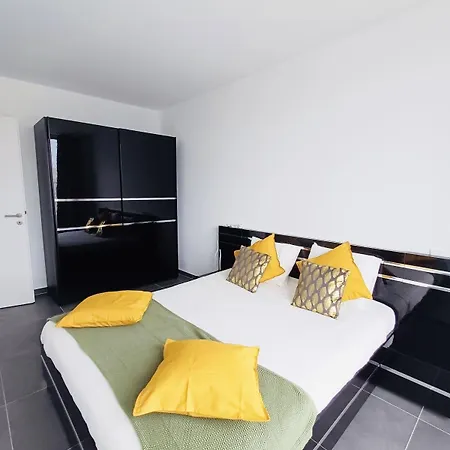 Brand New 2 Bedrooms Penthouse In Center, Terrace And Parking 152